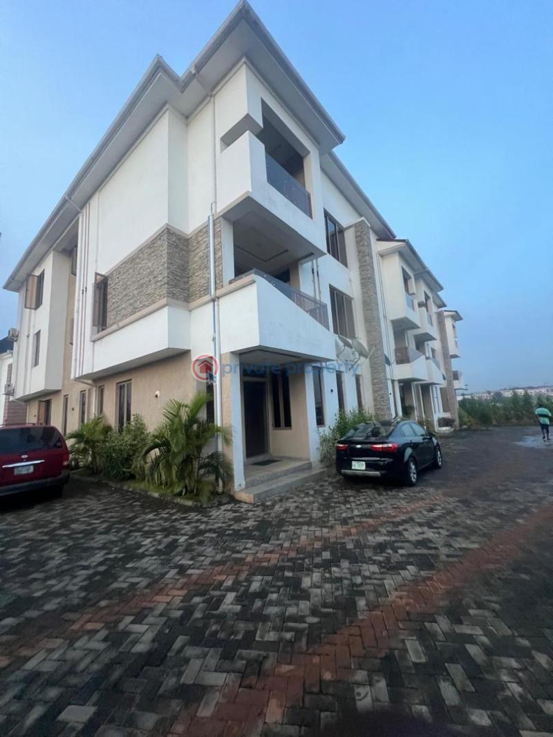 5 bedroom Terraced Duplex For Sale Wuye Abuja Phase 2  - 2