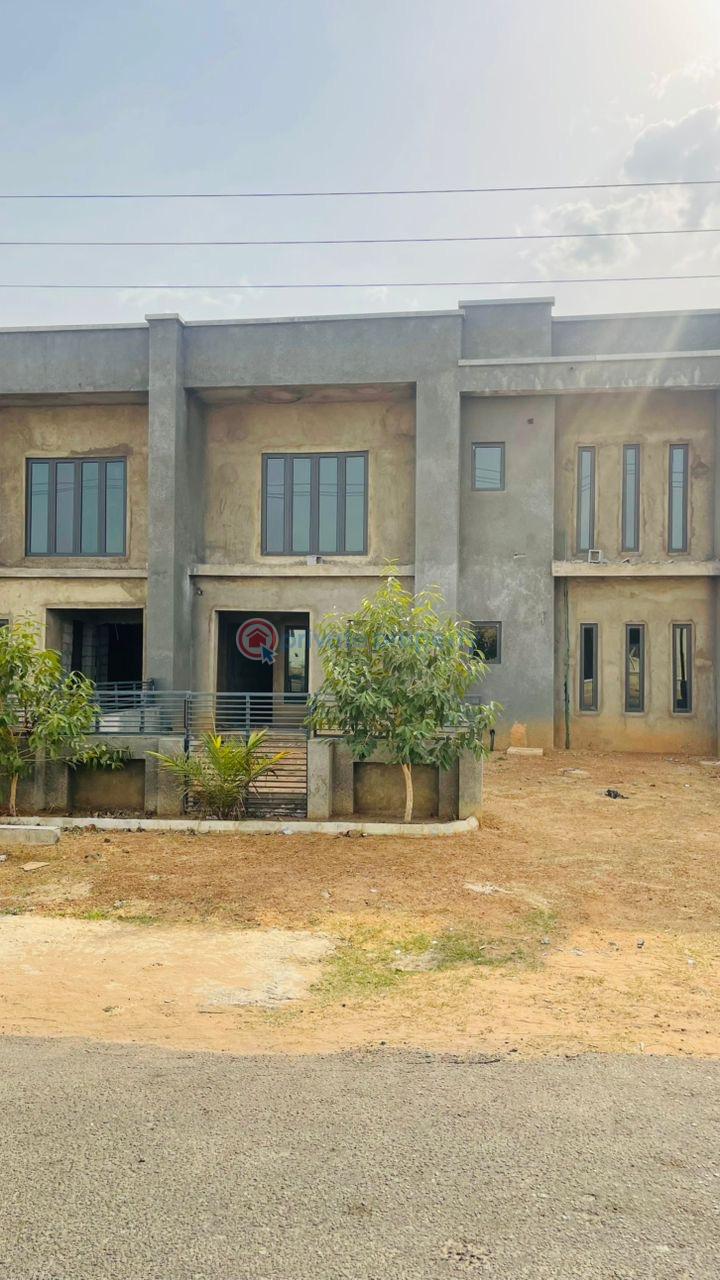 5 bedroom Terrace For Sale Lugbe Abuja Phase 4  - 4