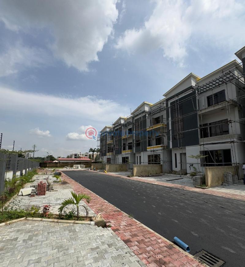 5 bedroom Terraced Duplex For Sale Wuse 2 Wuse II Abuja Phase 1  - 15