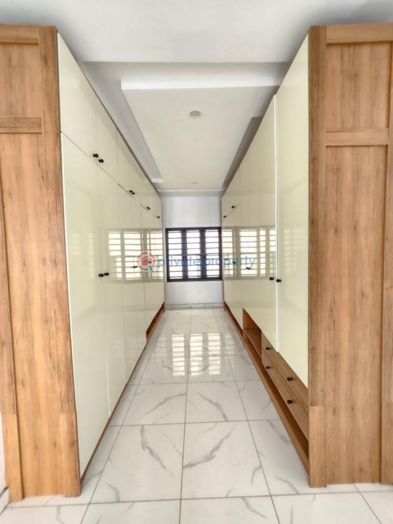 5 bedroom Terraced Duplex For Sale Ologolo Lekki Lagos - 21