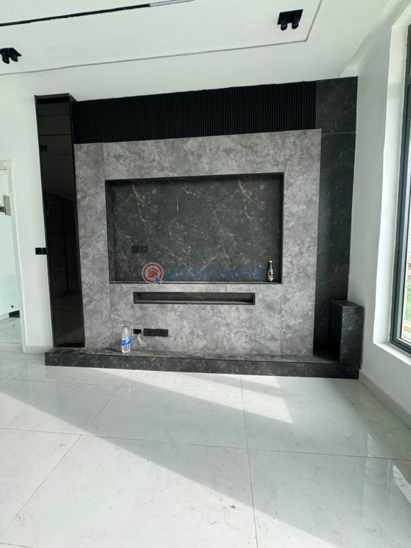 5 bedroom Terraced Duplex For Sale Lekki Phase 1 Lagos - 4