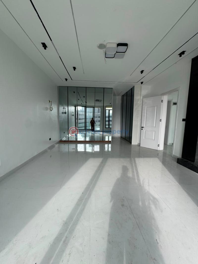 5 bedroom Terraced Duplex For Sale Lekki Phase 1 Lagos - 2