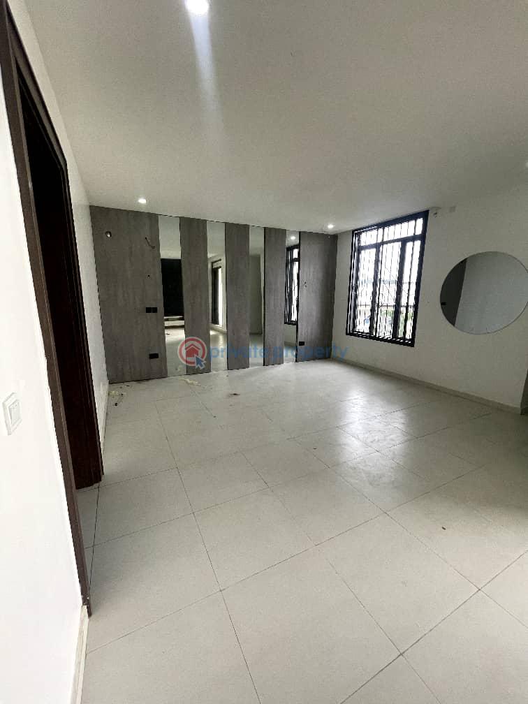 5 bedroom Terraced Duplex For Rent Guzape District Guzape Abuja Phase 1  - 7