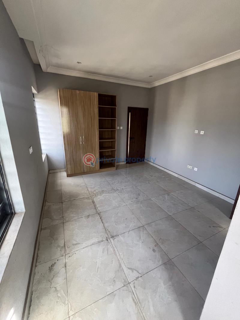 5 bedroom terrace duplex with bq - 13 5 bedroom Terraced Duplex For Sale Shonibare Estate Maryland Lagos - 13