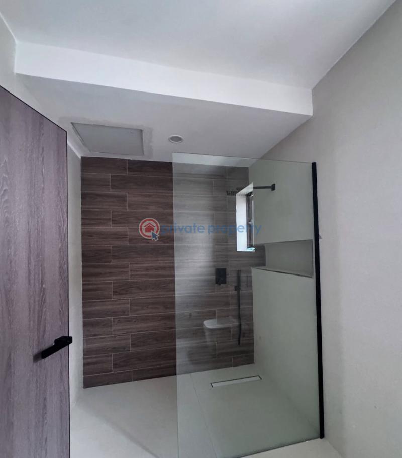 5 bedroom House For Sale Jahi Abuja Phase 2  - 8