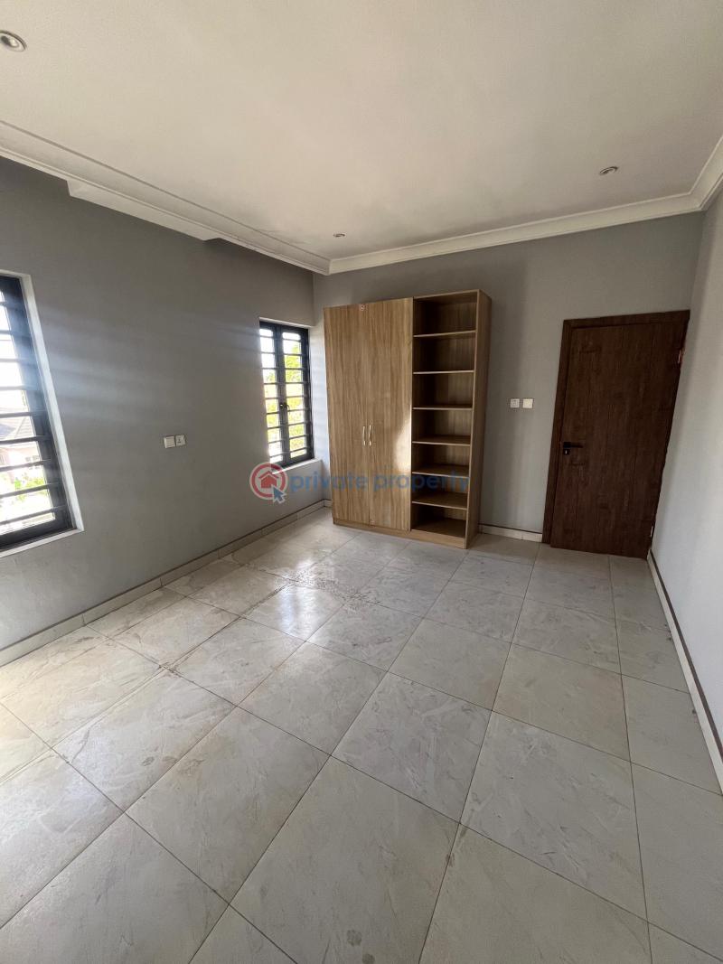 5 bedroom terrace duplex with bq - 6 5 bedroom Terraced Duplex For Sale Shonibare Estate Maryland Lagos - 6