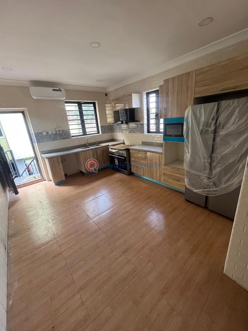5 bedroom terrace duplex with bq - 5 5 bedroom Terraced Duplex For Sale Shonibare Estate Maryland Lagos - 5
