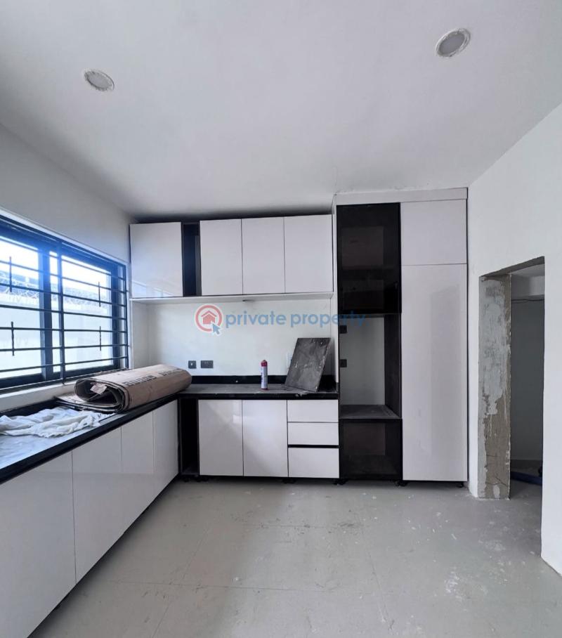 5 bedroom House For Sale Jahi Abuja Phase 2  - 4