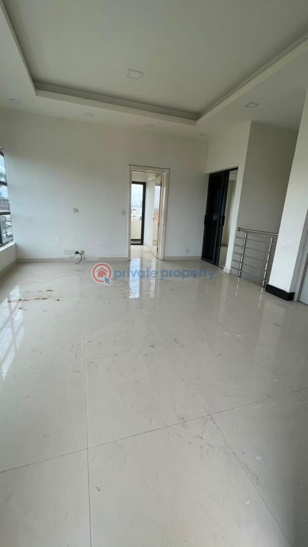 5 bedroom Terraced Duplex For Sale Old Ikoyi Lagos - 18