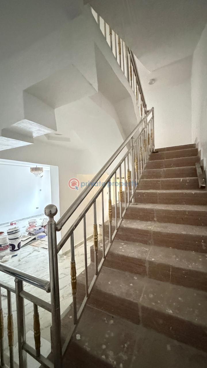 5 bedroom Terraced Duplex For Sale Gaduwa Abuja Phase 2  - 5