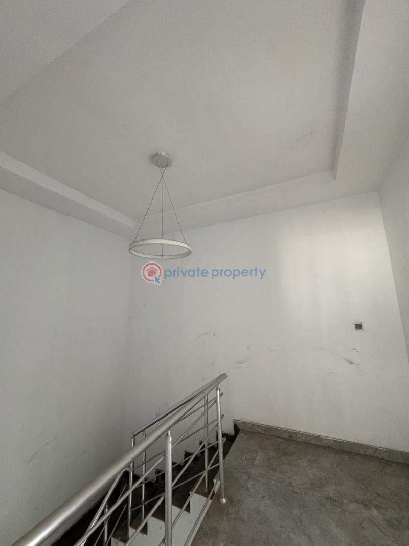 5 bedroom terrace with bq - 11 5 bedroom Terrace For Sale Ilasan Lekki Lagos - 11