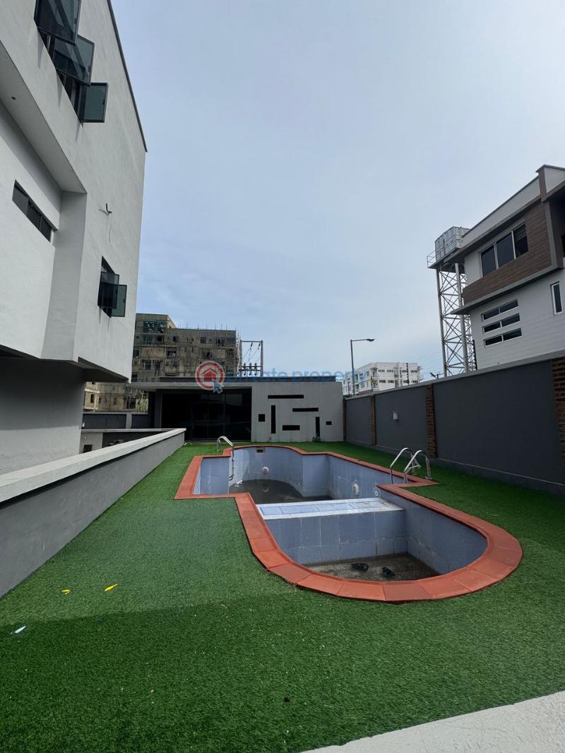 5 bedroom terrace with bq - 15 5 bedroom Terrace For Sale Ilasan Lekki Lagos - 15