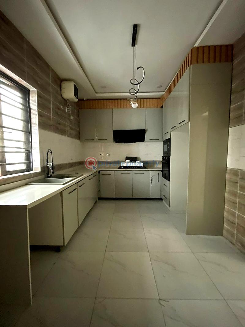 5 bedroom House For Sale Lekki Lagos - 2