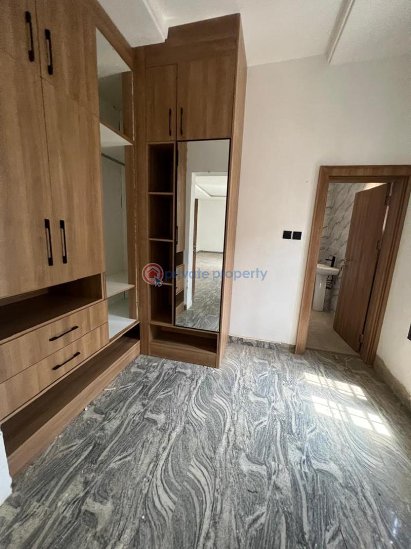 5 bedroom terraced duplex with a bq - 12 5 bedroom Terraced Duplex For Sale Guzape Abuja Phase 1  - 12