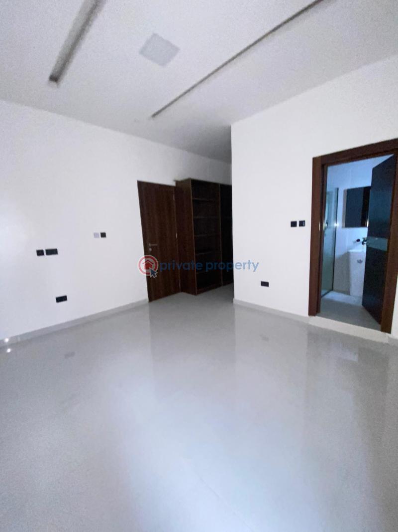5 bedroom Terraced Duplex For Sale Ikota Lekki Lagos - 19