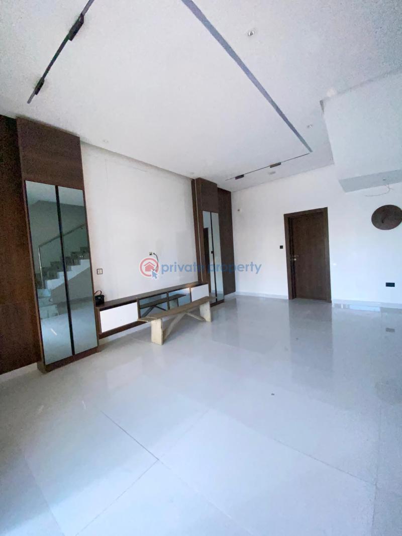 5 bedroom Terraced Duplex For Sale Ikota Lekki Lagos - 3