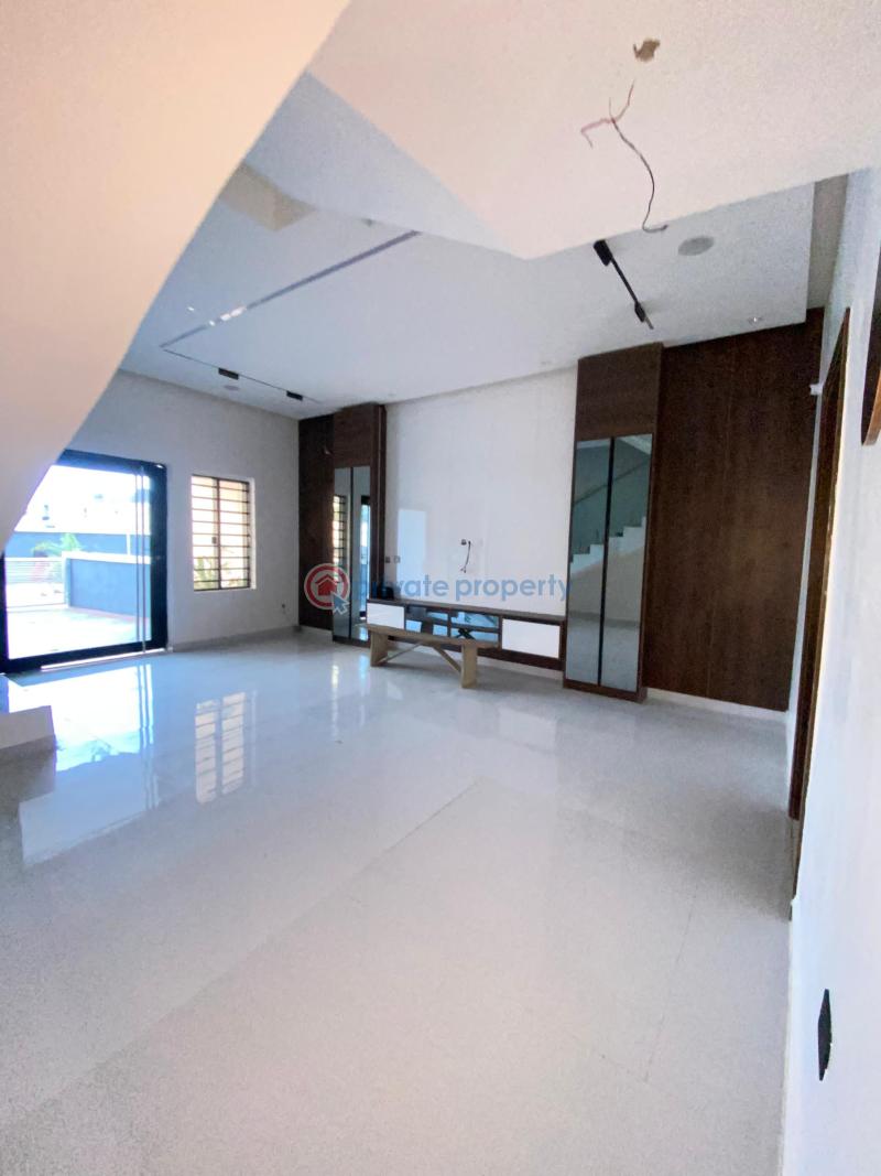 5 bedroom Terraced Duplex For Sale Ikota Lekki Lagos - 9