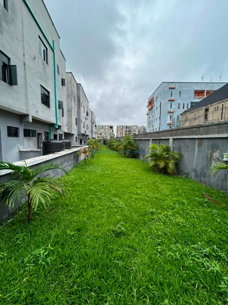 5 bedroom Terraced Duplex For Sale Lekki Lagos - 1
