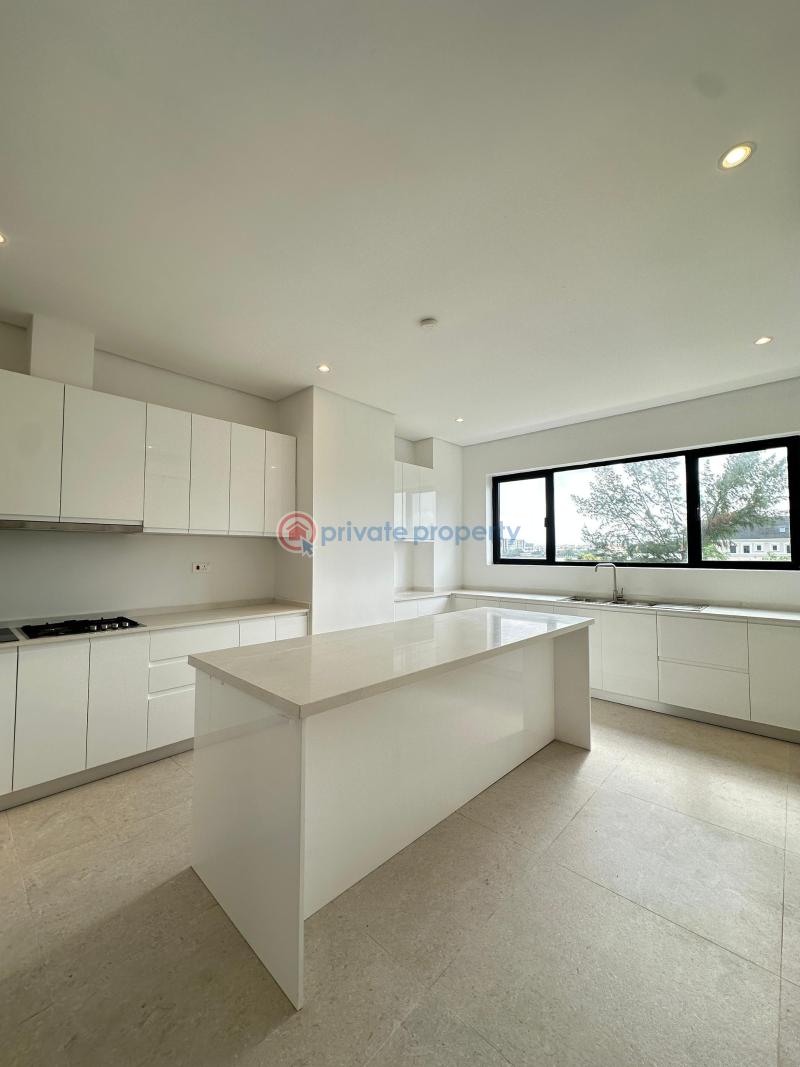 5 bedroom townhouse smart home fourplex with 2 bq's, large swimming pool, club house,gym - 21 5 bedroom Townhouse For Sale Banana Island Ikoyi Lagos - 21