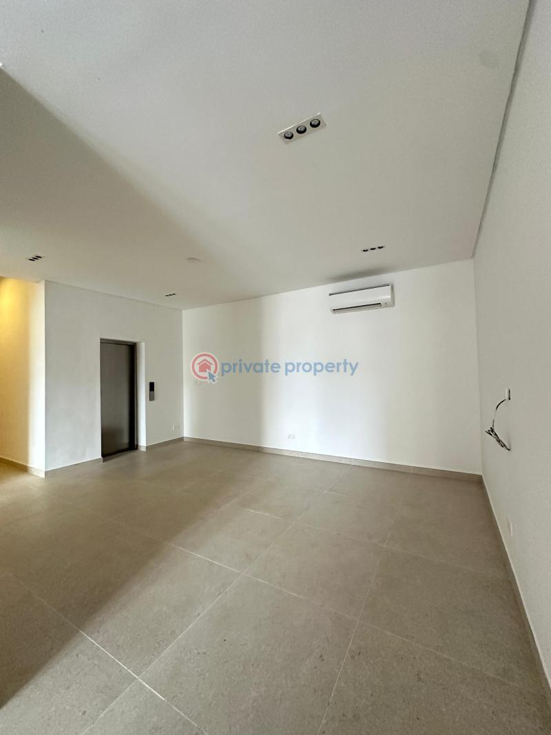 5 bedroom townhouse smart home fourplex with 2 bq's, large swimming pool, club house,gym - 14 5 bedroom Townhouse For Sale Banana Island Ikoyi Lagos - 14