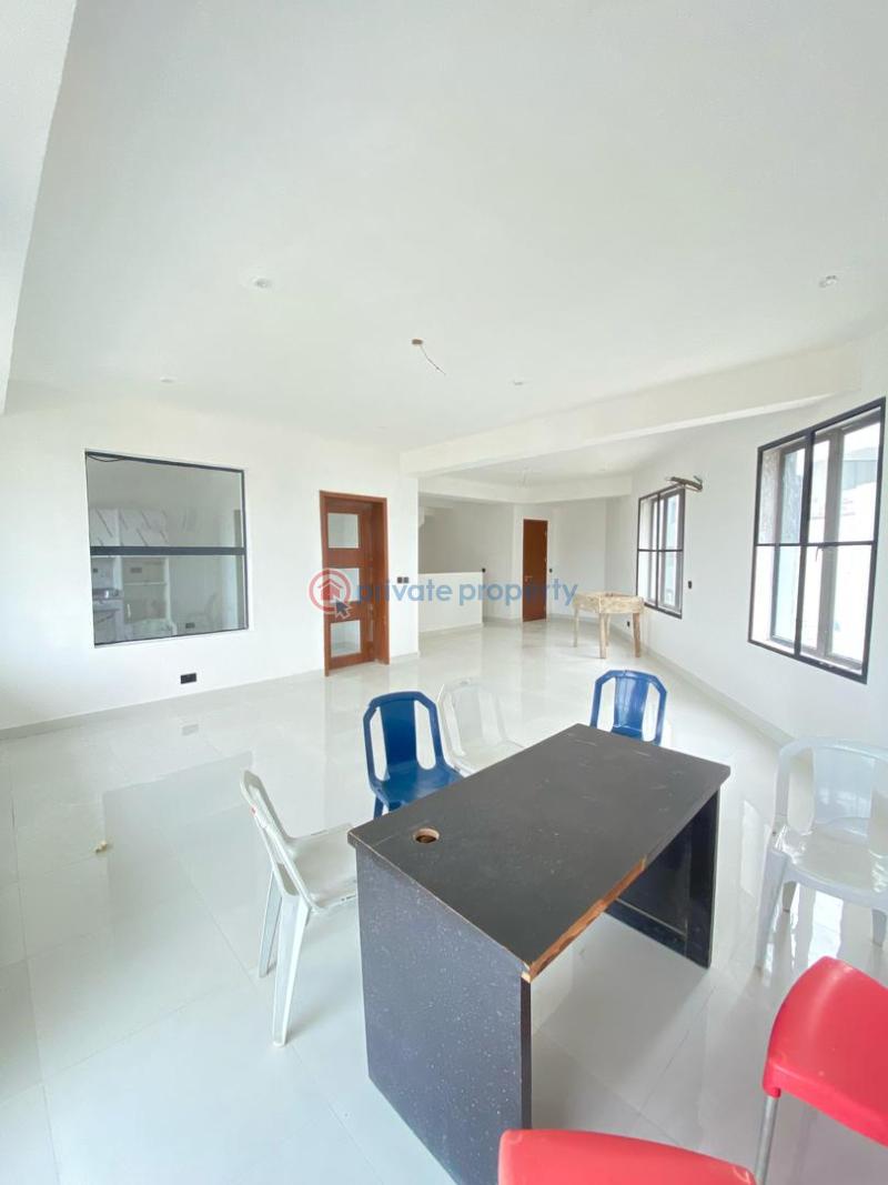 5 bedroom townhouse terrace duplex on third floor with bq - 11 5 bedroom Townhouse For Sale Lekki Phase 1 Lagos - 11