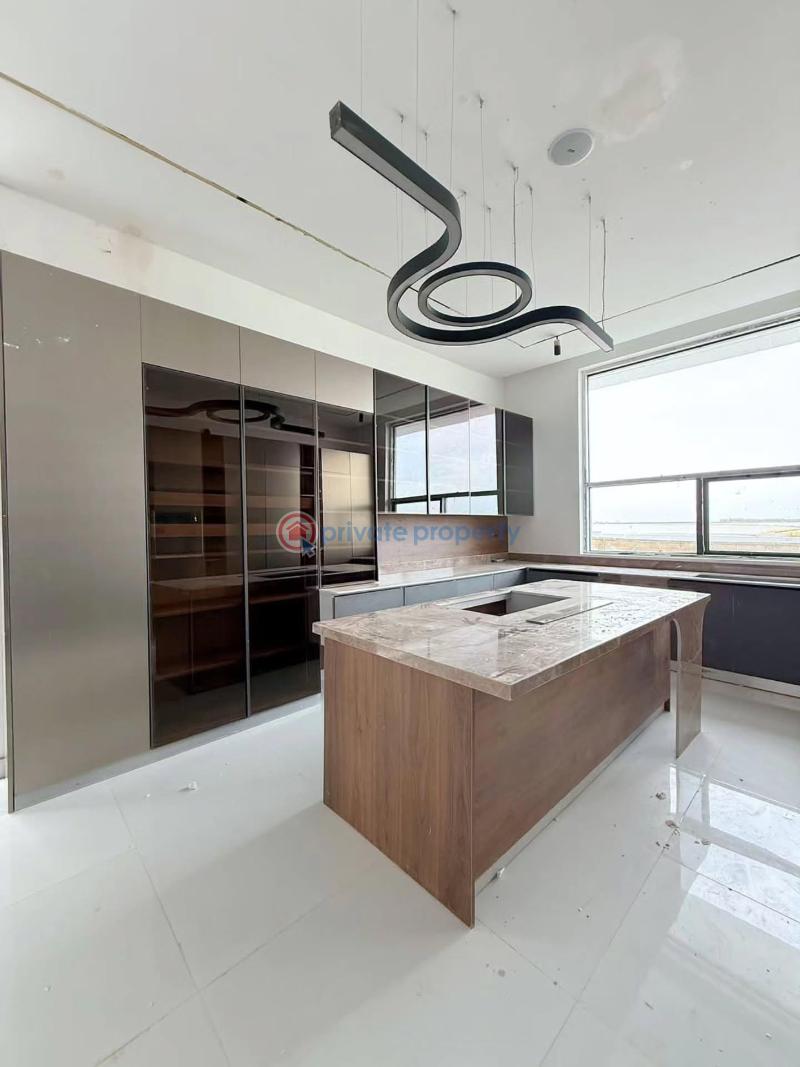 5 bedroom House For Sale Osapa Lekki Lagos - 4