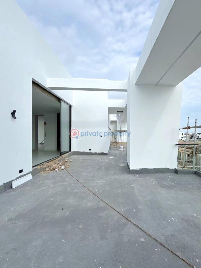 5 bedroom House For Sale Osapa Lekki Lagos - 6