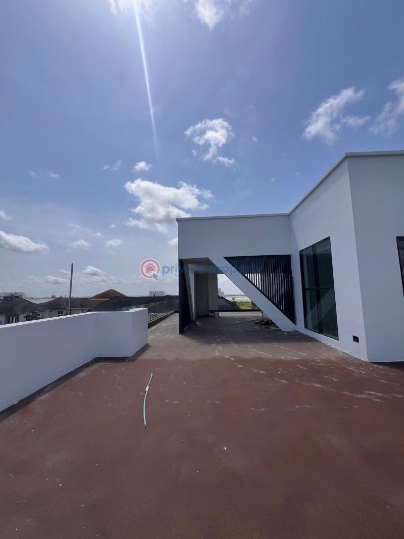 5 bedroom Detached Duplex For Sale Pinnock Beach Estate Lekki Phase 1 Lagos - 1
