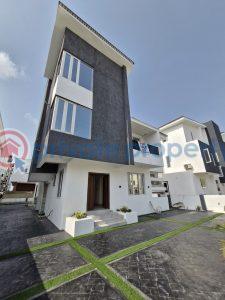 5 bedroom Detached Duplex For Sale Chevron Drive Lekki Lagos - 2