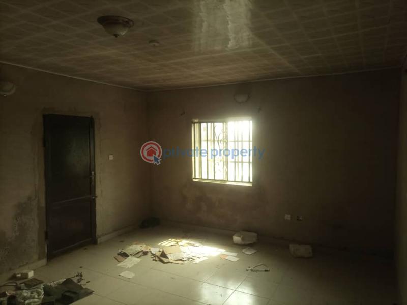 5 bedroom Detached Duplex For Sale Isheri Oshun, Ijegun Road Bucknor Estate Isolo Lagos - 5