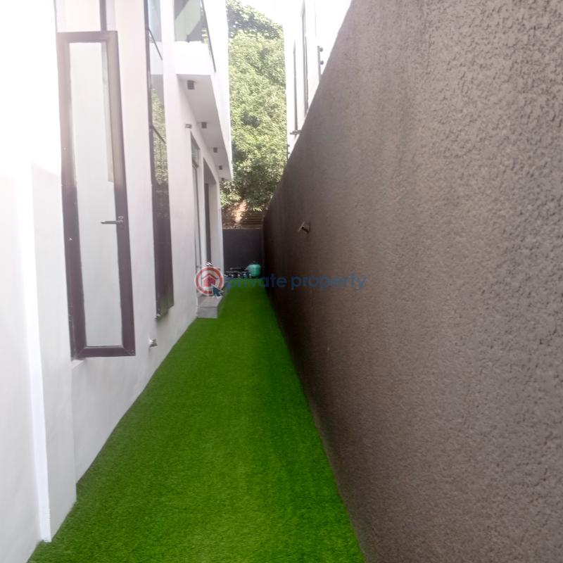 5 bedroom Duplex For Sale Chevron Drive Lekki Lagos - 4