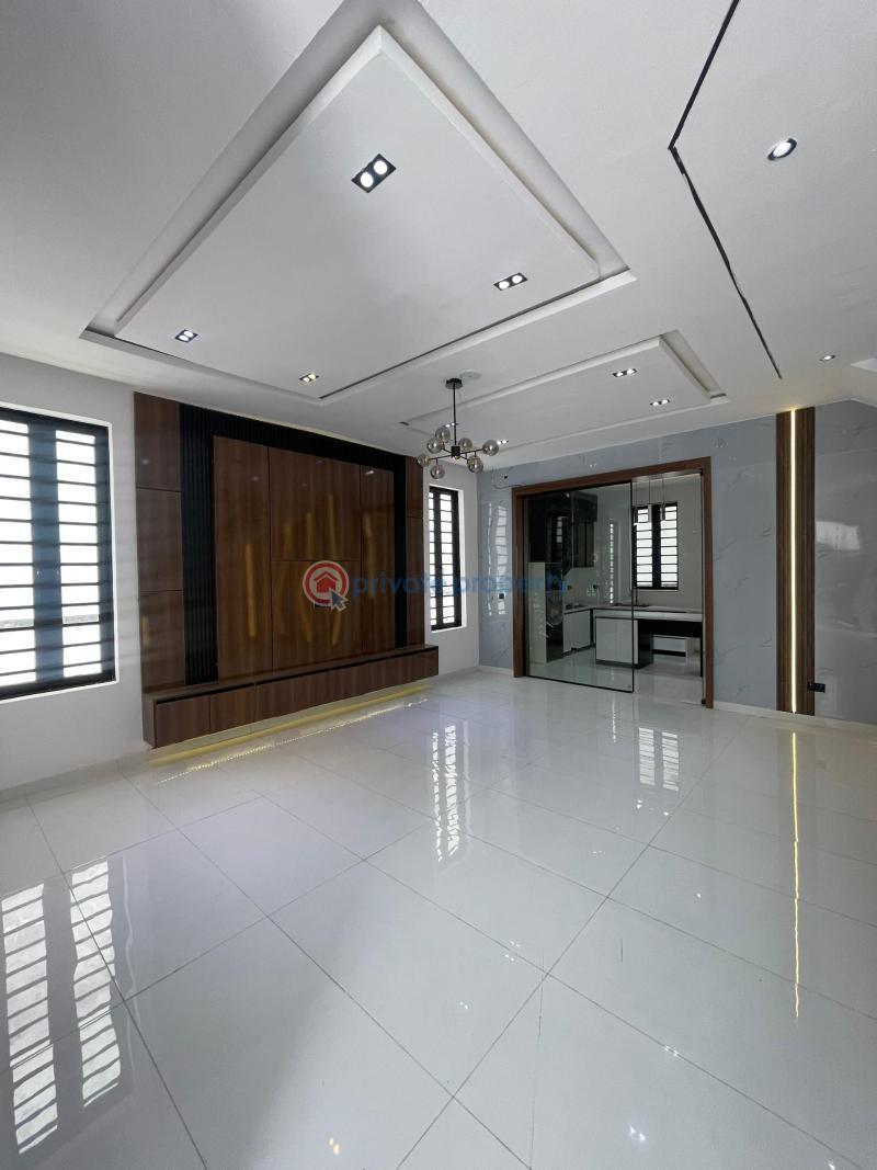 5 bedroom Duplex For Sale Royal Garden Estate Ajah Lagos - 8