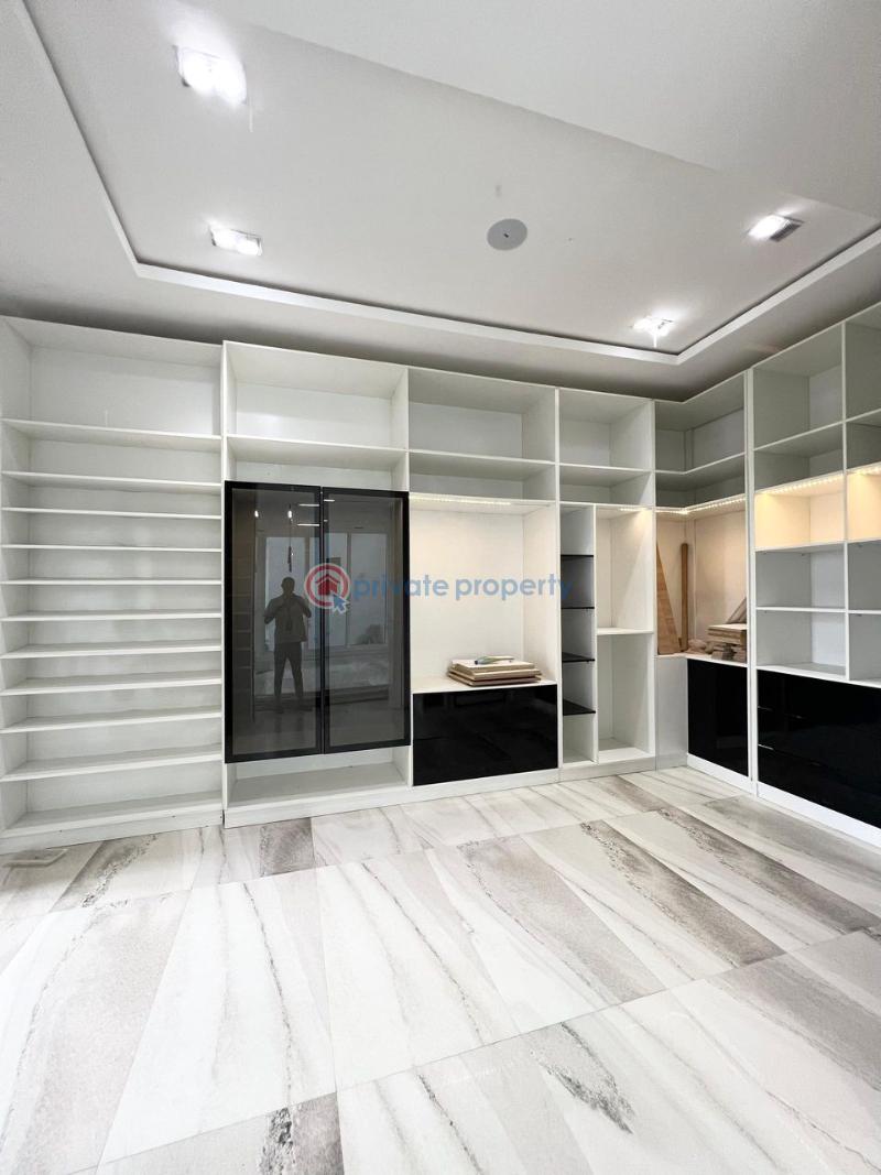 5 bedroom Detached Duplex For Sale Osapa Lekki Lagos - 15