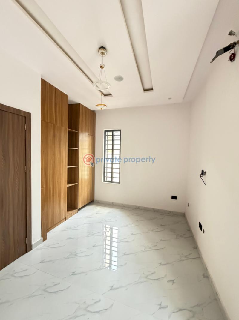 5 bedroom Detached Duplex For Sale Omole Phase 2 Ojodu Lagos - 13