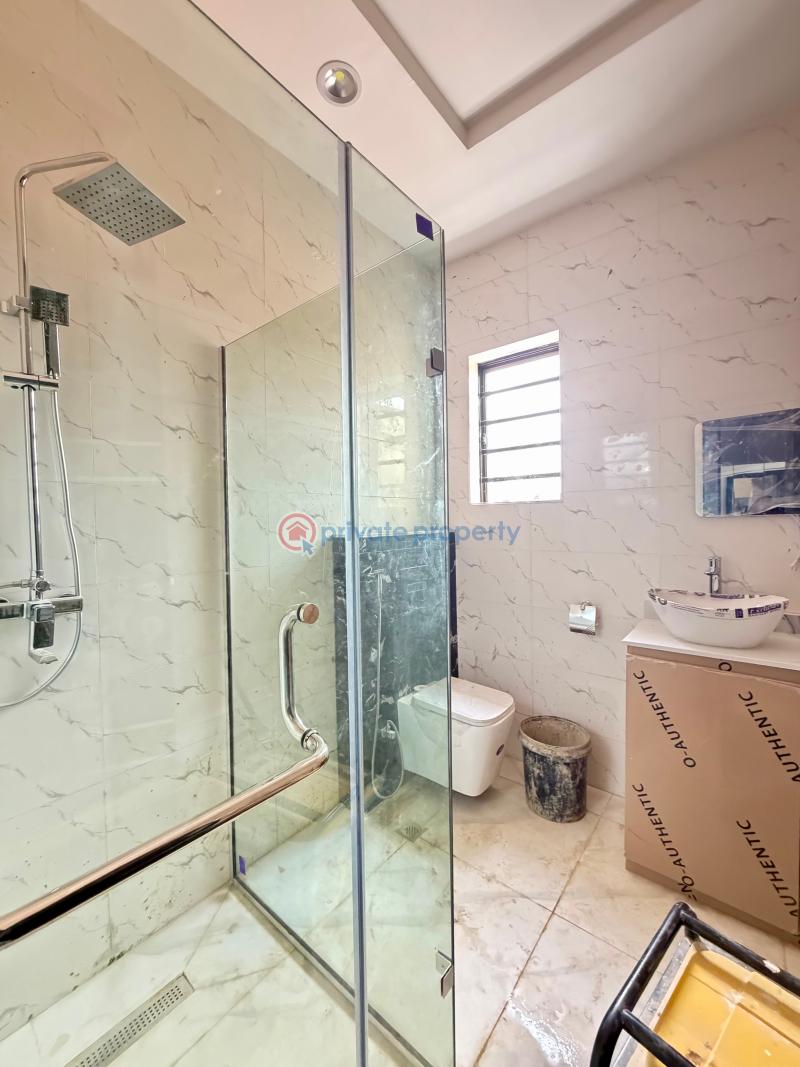 5 bedroom Detached Duplex For Sale Magodo GRA Phase 1 Ojodu Lagos - 18