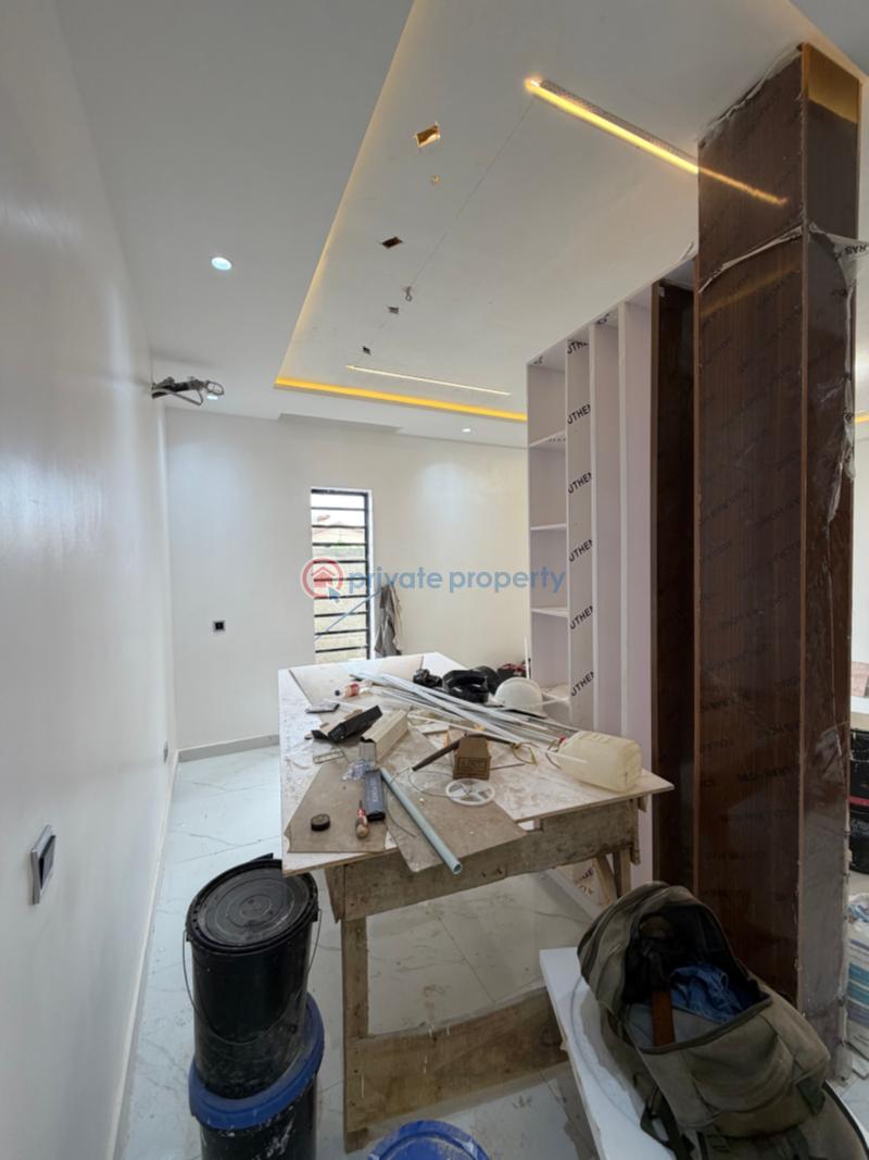 5 bedroom Detached Duplex For Sale Magodo GRA Phase 1 Ojodu Lagos - 2
