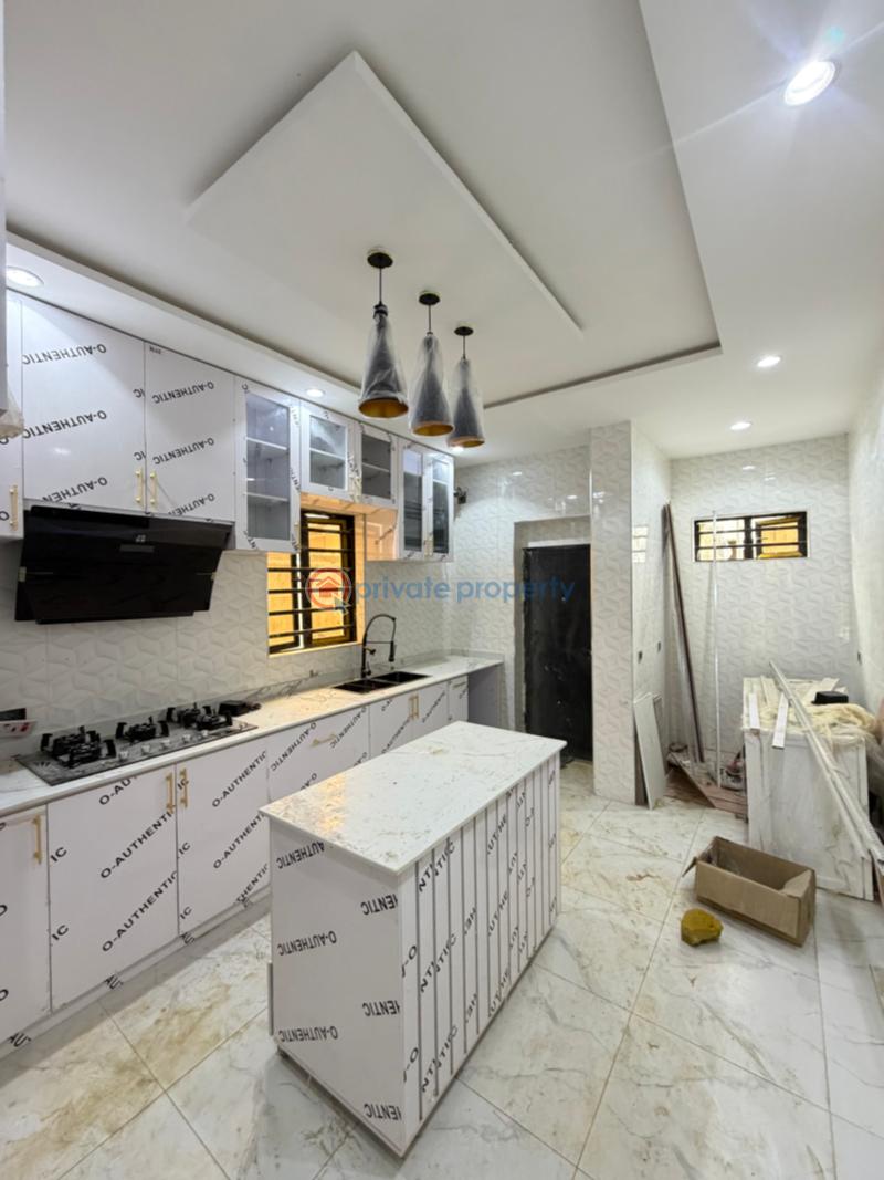 5 bedroom Detached Duplex For Sale Magodo GRA Phase 1 Ojodu Lagos - 4