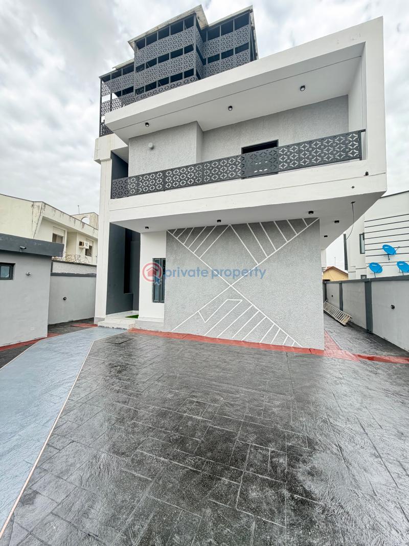 5 bedroom Detached Duplex For Sale Omole Phase 1 Ojodu Lagos - 0