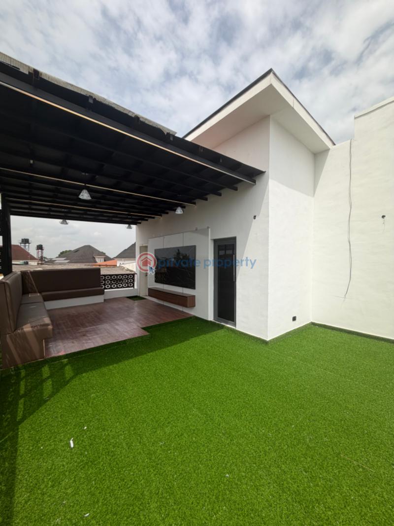 5 bedroom Detached Duplex For Sale Omole Phase 1 Ojodu Lagos - 23