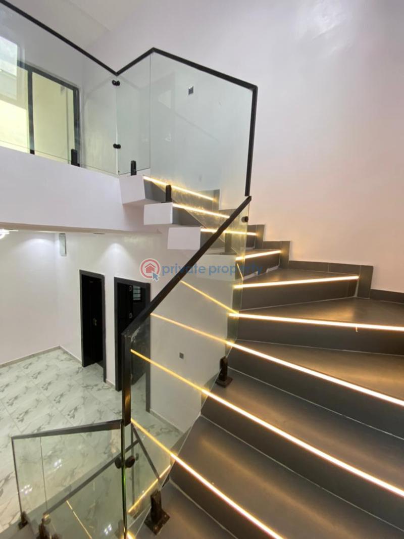 5 bedroom Duplex For Sale 2nd Toll Gate Lekki Phase 2 Lagos - 3