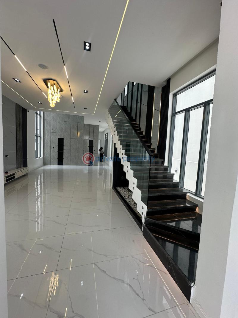 5 bedroom Detached Duplex For Sale Chevron Drive, Lekki, Lagos Chevron Drive Lekki Lagos - 5
