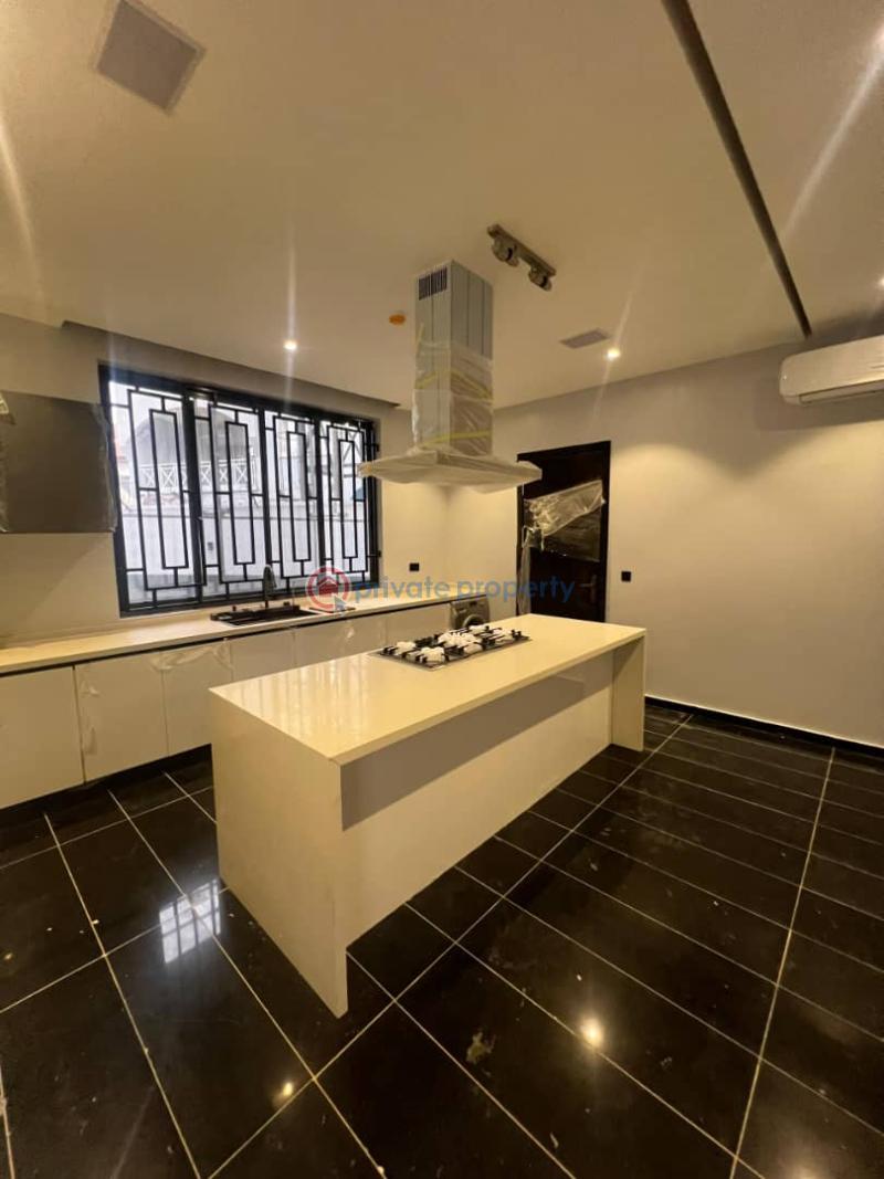 5 bedrooms fully detached house sitting on 850 sqm with a room bq - 10 5 bedroom Detached Duplex For Rent Lekki Phase 1 Lagos - 10