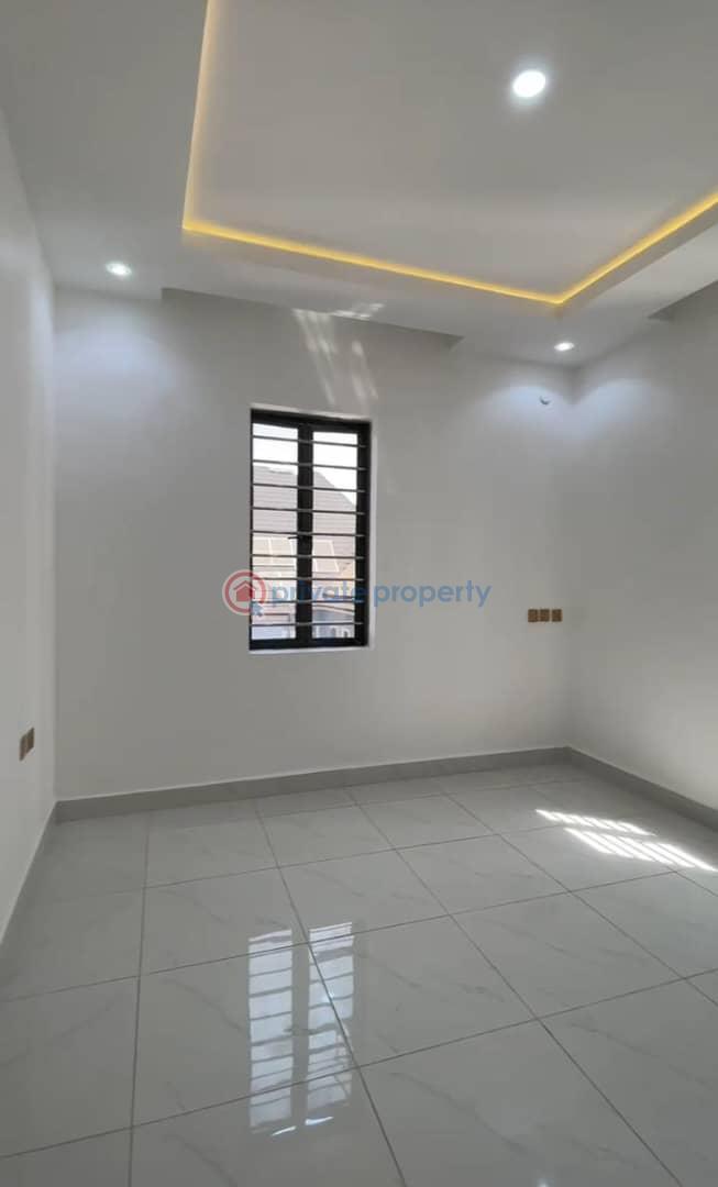 5 bedroom Detached Duplex For Sale Wtc Estate Enugu Area  - 3