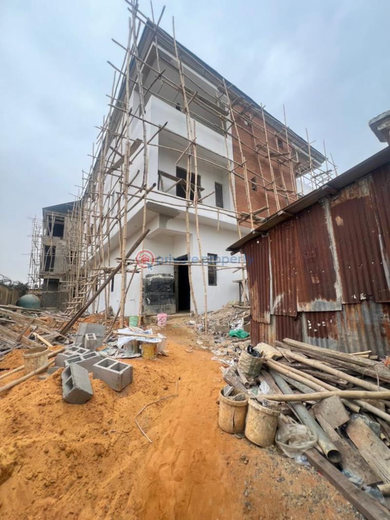 5 bedroom Detached Duplex For Sale G.r.a Phase 1 Magodo Kosofe/Ikosi Lagos - 8