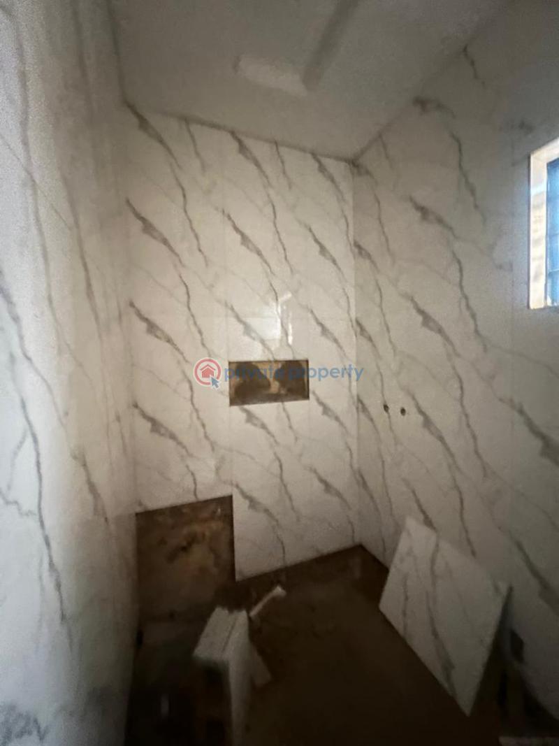 5 bedroom Detached Duplex For Sale G.r.a Phase 1 Magodo Kosofe/Ikosi Lagos - 4