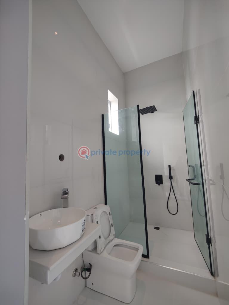 5 en-suite bedrooms - 5 5 bedroom Detached Duplex For Sale Jakande Lekki Lagos - 5