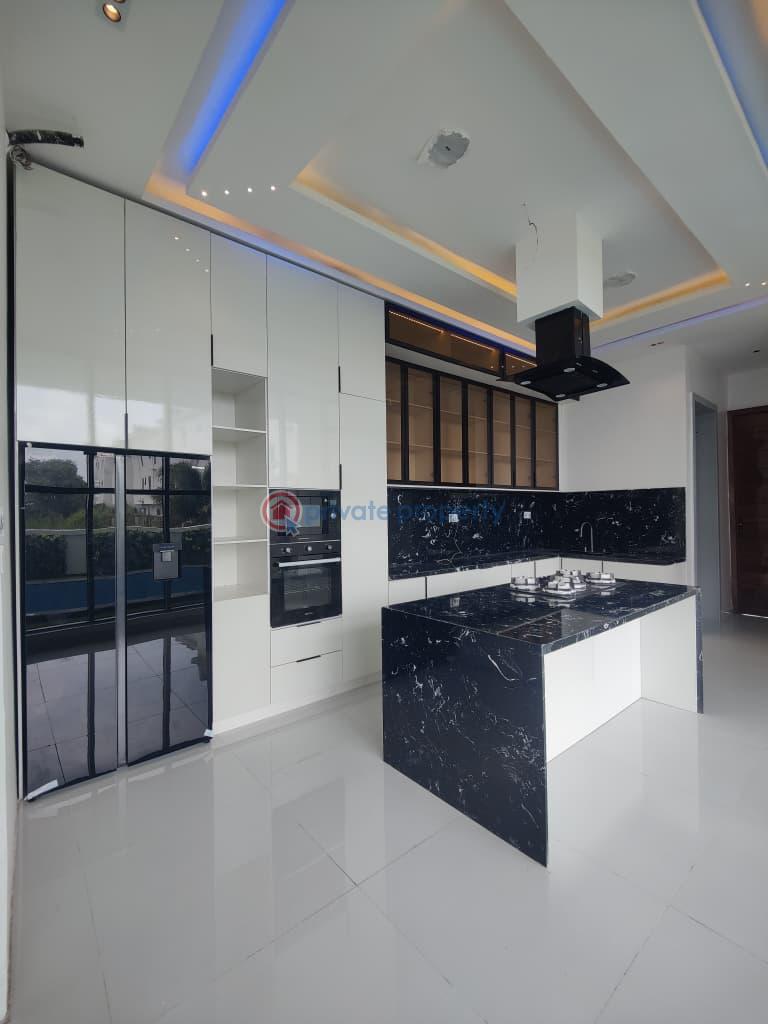 5 en-suite bedrooms - 3 5 bedroom Detached Duplex For Sale Jakande Lekki Lagos - 3