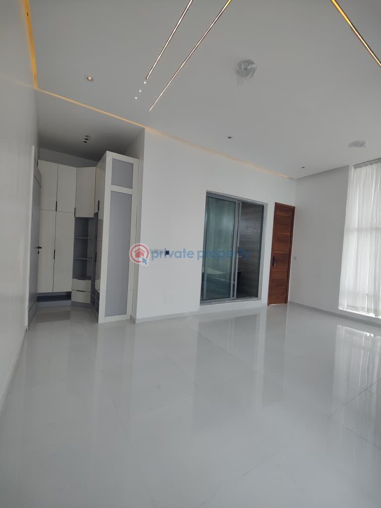 5 en-suite bedrooms - 19 5 bedroom Detached Duplex For Sale Jakande Lekki Lagos - 19