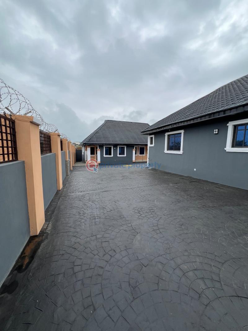 2 bedroom Block Of Flats For Sale Adebomi Ayegun Oleyo Off Akala Express Ibadan Oyo - 5