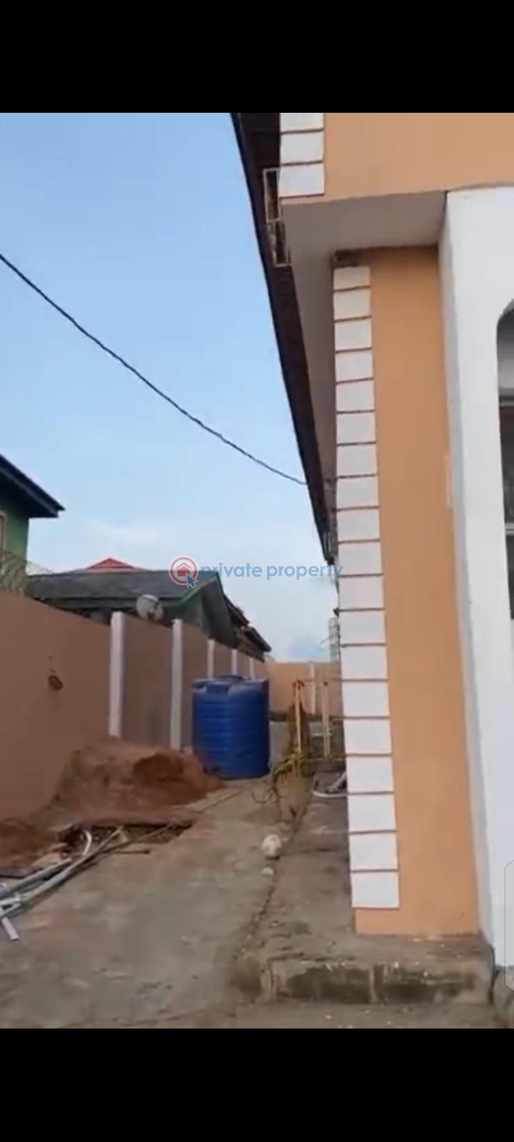 House For Sale Eyita, Ojokoro, Ikorodu, Lagos. Ikorodu Lagos - 4